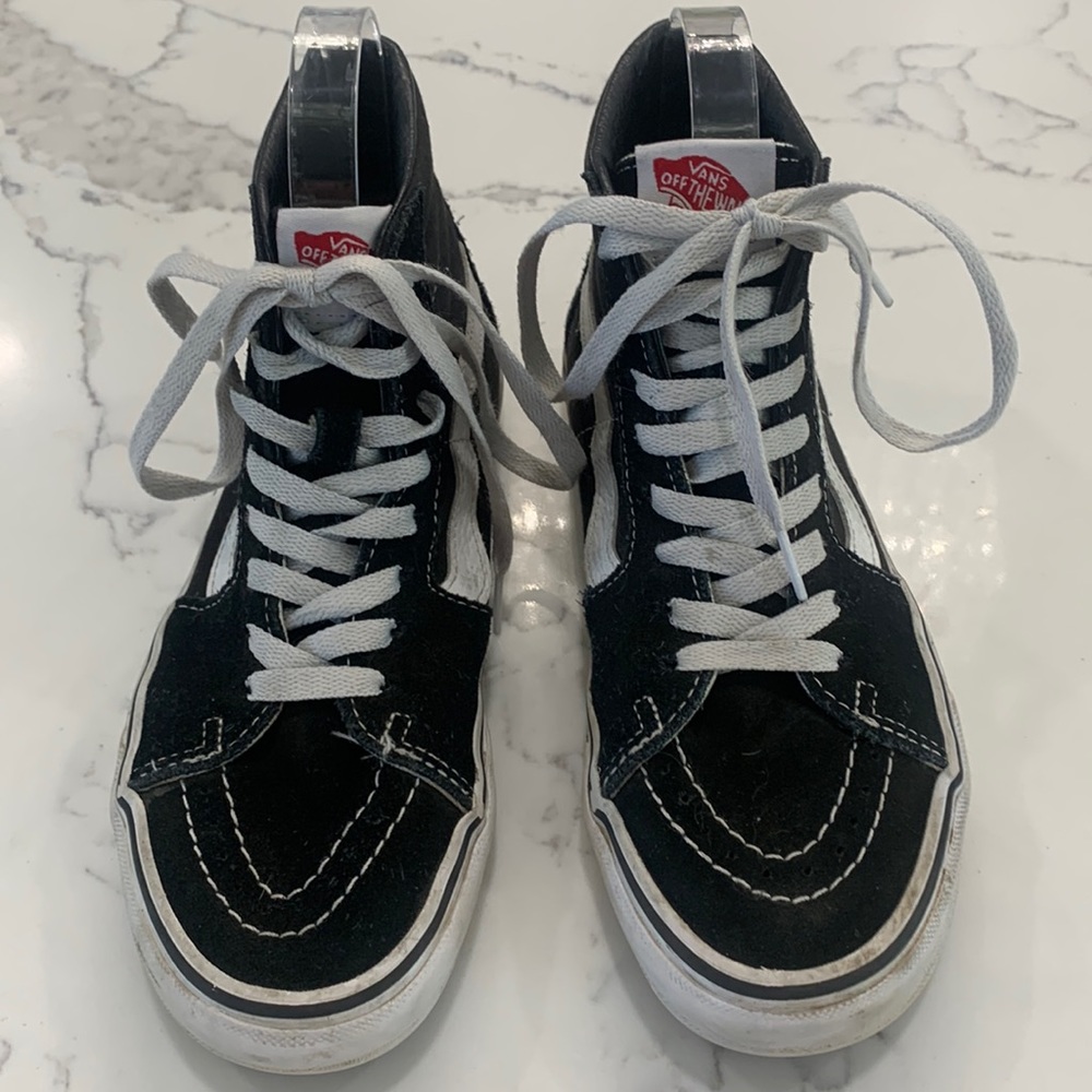 Vans Classic Black Americas # 1 Skateboarders Shoes. Size 6.0 M 7.5 W
